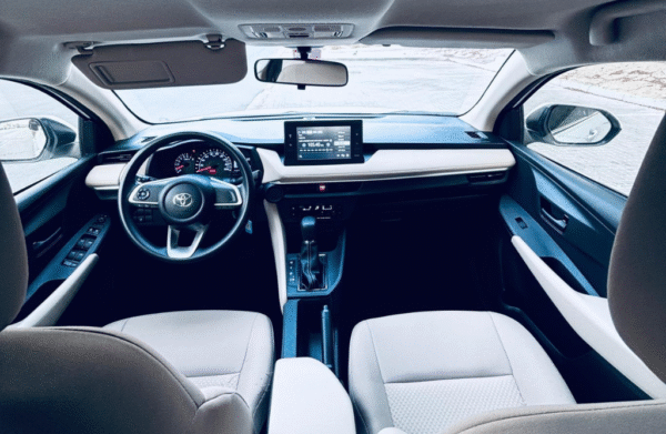 Toyota Yaris - Image 4